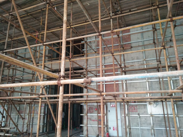 朗天通訊，室內(nèi)裝修工程，墻面處理